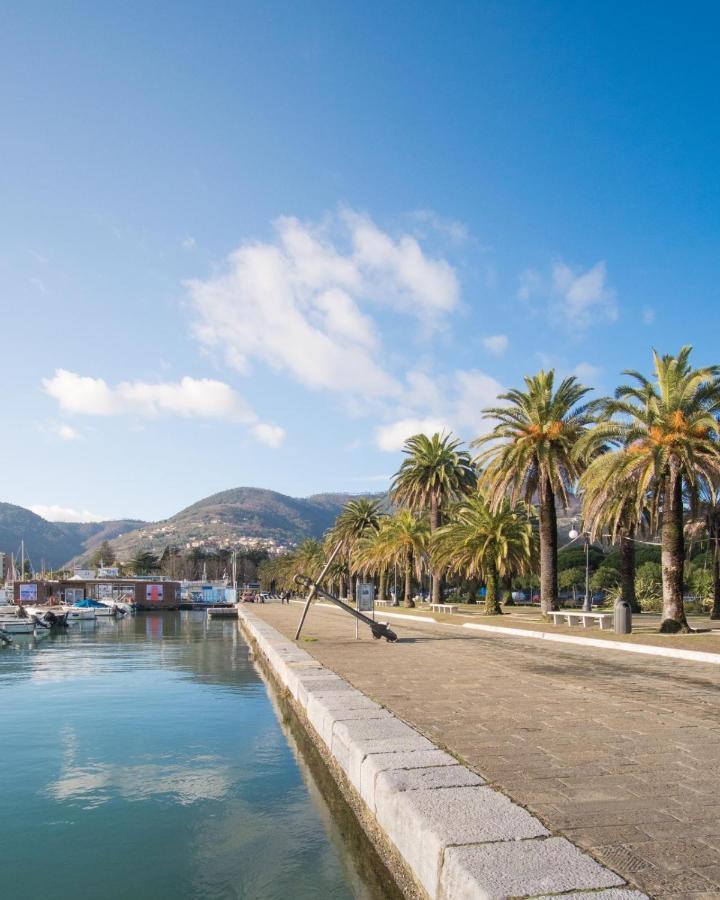 Affittacamere Il Portico La Spezia Bagian luar foto